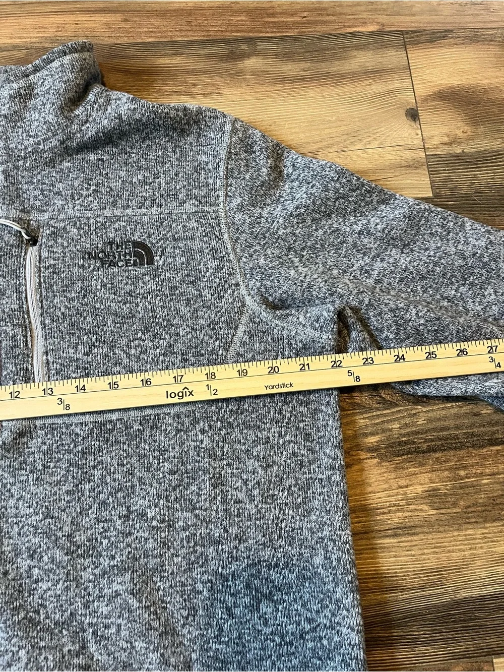 The North Face Men’s Large Gray Sweater Fleece 1/4 Zip Pullover Jacket Large